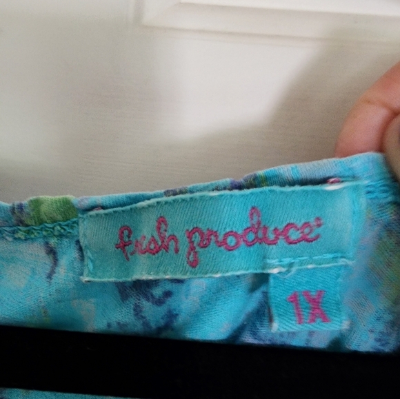 Fresh Produce Short Sleeve Hankerchief Tee Size 1x Blue Tropical Beach Aztec - Picture 7 of 10